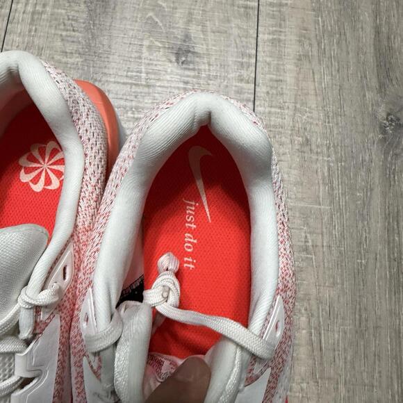 Nike Air Winflo 11 Sail Bright Crimson Running FJ9510-105 Size 10 Women - Picture 4 of 7